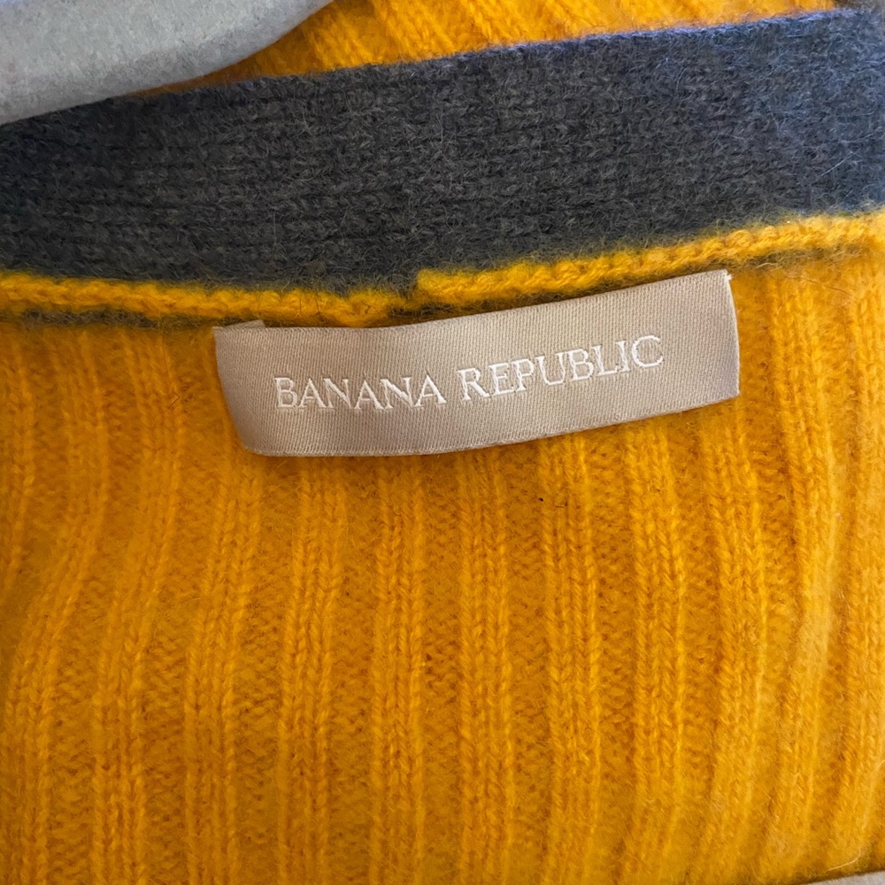 Sweater - Picture 2 of 3